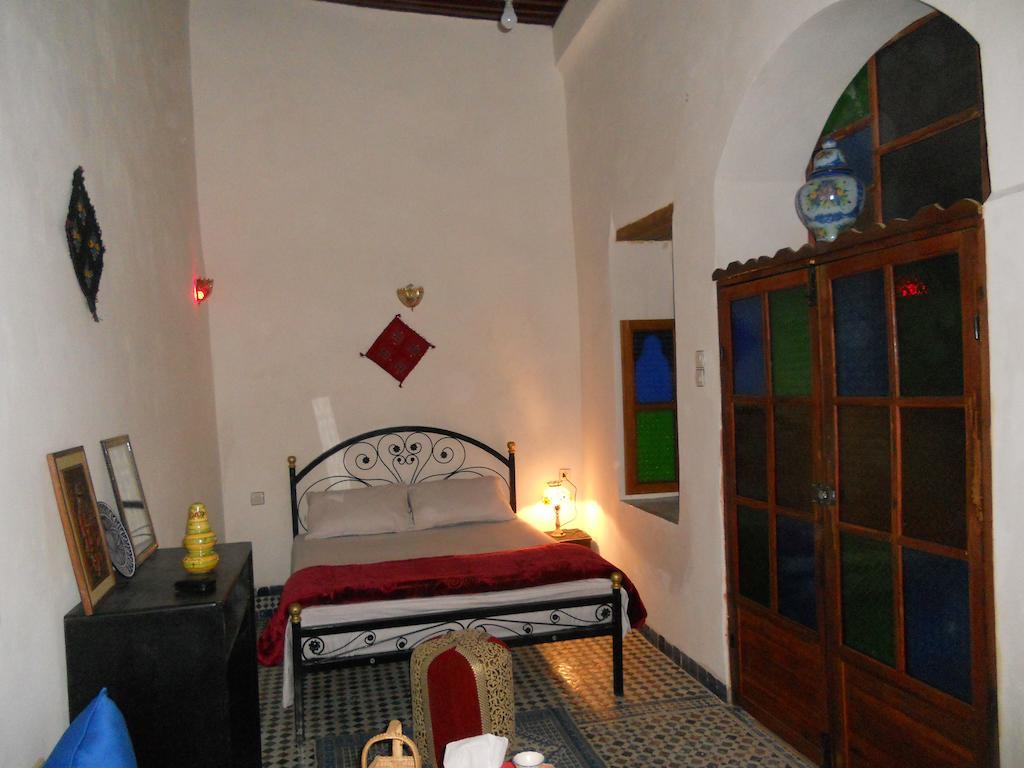 Riad Mikou Fès Rum bild